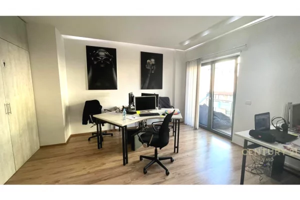 Jepet me qira ambient per zyre tek Ring Center !