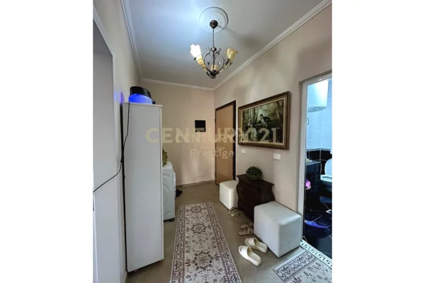 Shtepi ne shitje 2+1 ne Tirane - 250,000 Euro