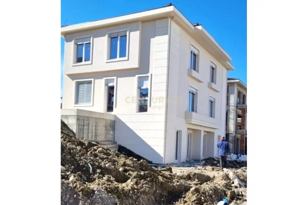 Shtepi ne shitje 5+1 ne Tirane - 1,400,000 Euro