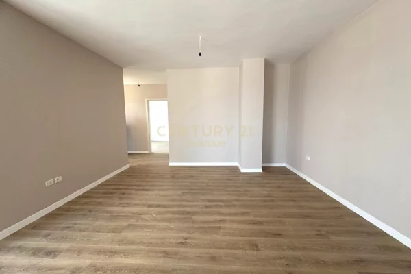 House for Sale 2+1 in Tirana - 170,000 Euro