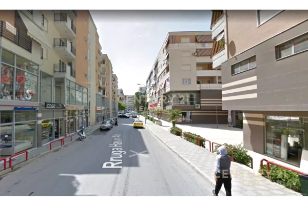 Ambient biznesi ne shitje 1+1 ne Tirane - 187,000 Euro