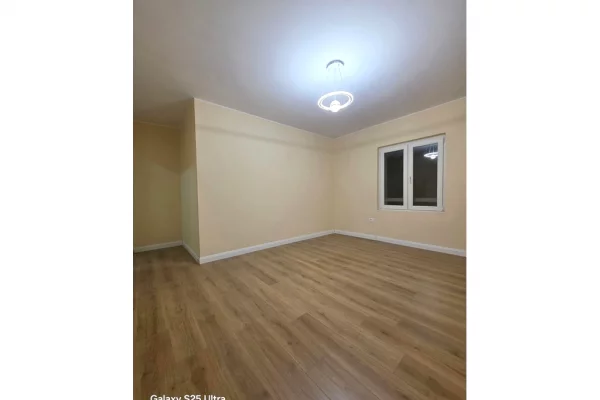 Shtepi ne shitje 2+1 ne Tirane - 140,000 Euro