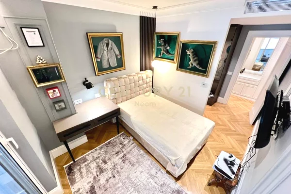 Shtepi ne shitje Apartament ne Tirane, 2+1, Mobilimi E mobiluar, Pagesa 369,000  Euro.