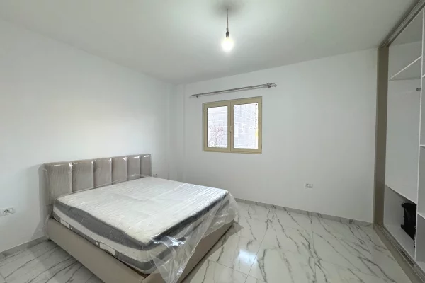 Shtepi me qera 2+1 ne Tirane - 350 Euro