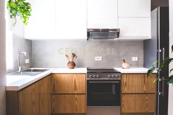 Apartament 1+1 per Qira në Rruga Fortuzi.