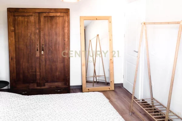 Shtepi me qera Apartament ne Tirane, 1+1, Mobilimi E mobiluar, Pagesa 650  Euro.