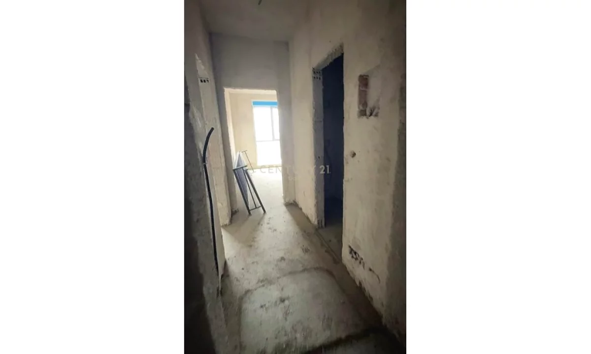Apartment for sale in Tirana 1+1, Emty