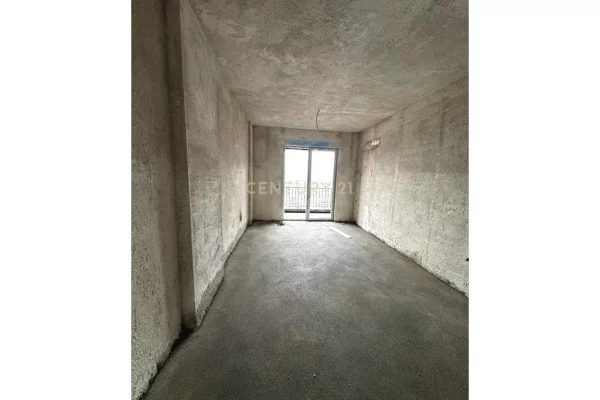 Apartment for sale in Tirana 1+1, Emty