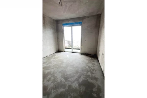 Apartment for sale in Tirana 2+1, Emty