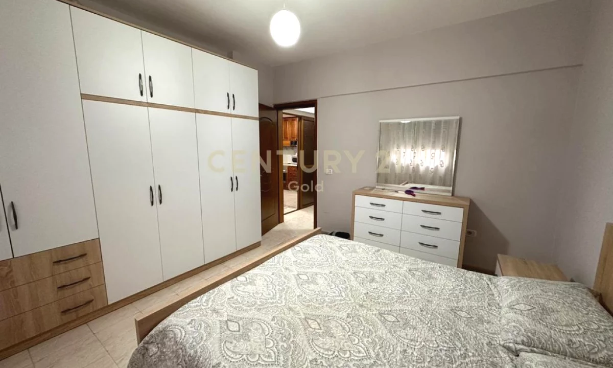 Shtepi me qera Apartament ne Tirane, 2+1, Mobilimi E mobiluar, Pagesa 600  Euro.