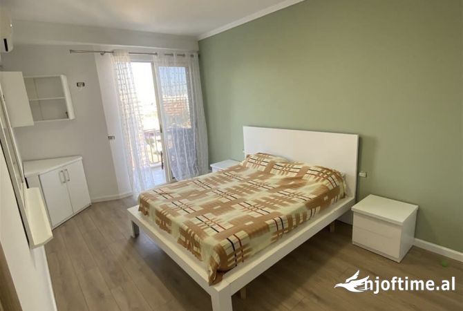 Shtepi me qera 2+1 ne Tirane - 550 Euro