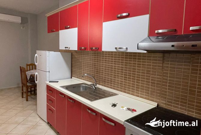 Shtepi me qera 2+1 ne Tirane - 45,000 Leke