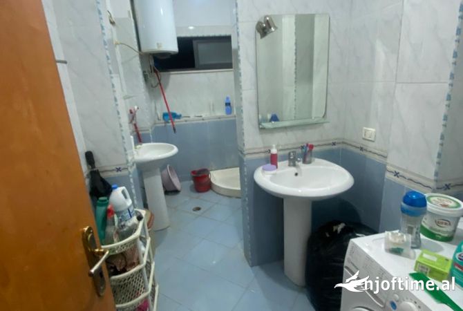 Shtepi me qera 2+1 ne Tirane - 600 Euro