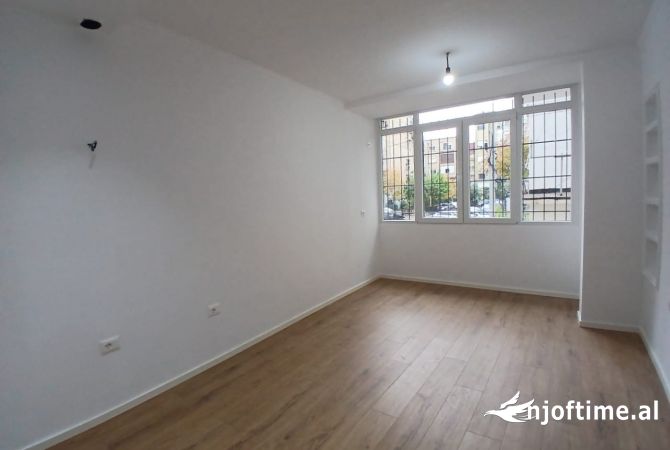 Shtepi ne shitje 2+1 ne Tirane - 120,000 Euro