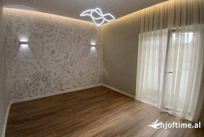Shtepi ne shitje 1+1 ne Tirane - 135,000 Euro