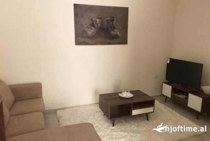 Casa in affitto 1+1 a Tirana - 350 Euro