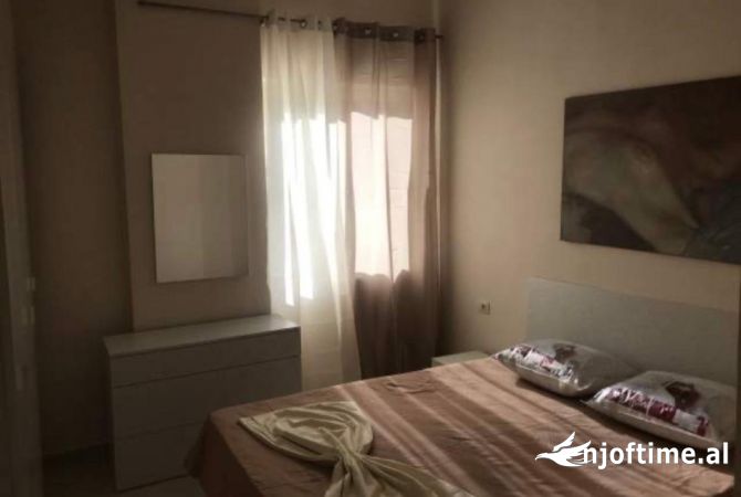 Shtepi me qera 1+1 ne Tirane - 350 Euro
