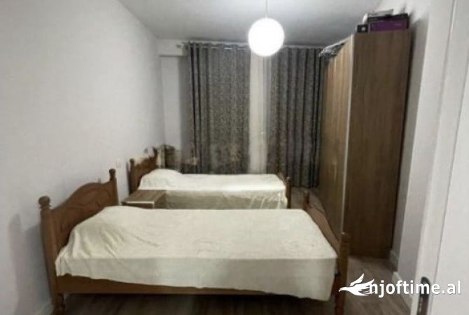 Shtepi me qera 2+1 ne Tirane - 50,000 Leke