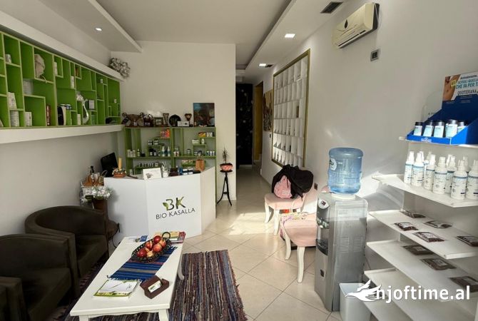 Ambient biznesi me qera 1+1 ne Tirane - 700 Euro