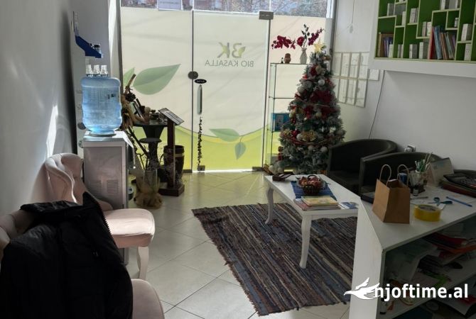 Ambient biznesi me qera 1+1 ne Tirane - 700 Euro