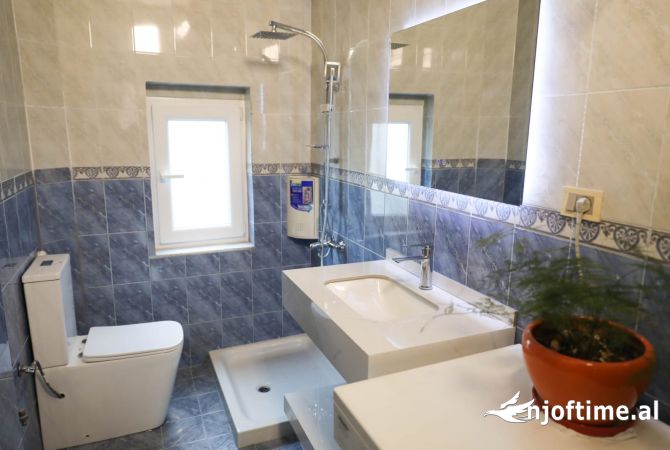 Shtepi me qera Apartament ne Tirane, 1+1, Mobilimi Pjeserisht e mobiluar, Pagesa 700  Euro.