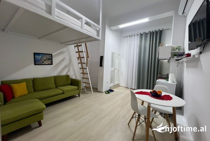 Shtepi me qera Garsoniere ne Tirane - 600 Euro