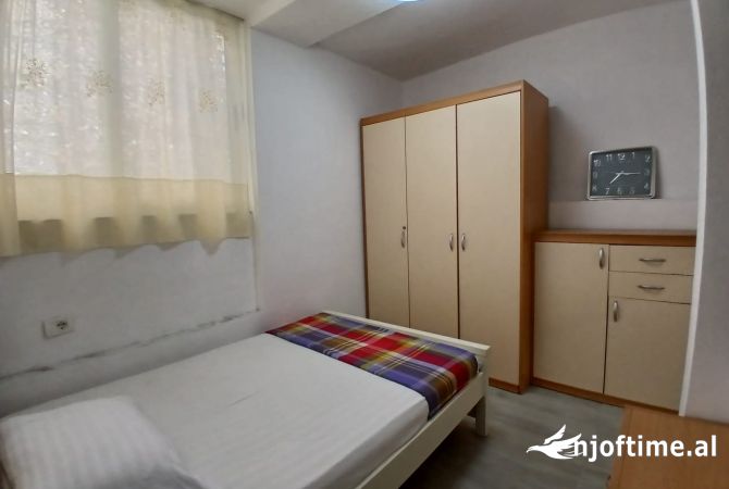 Shtepi me qera 2+1 ne Tirane - 600 Euro