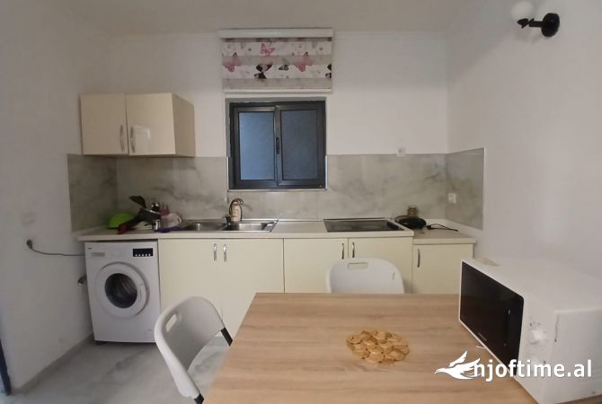 Shtepi me qera Garsoniere ne Tirane - 450 Euro