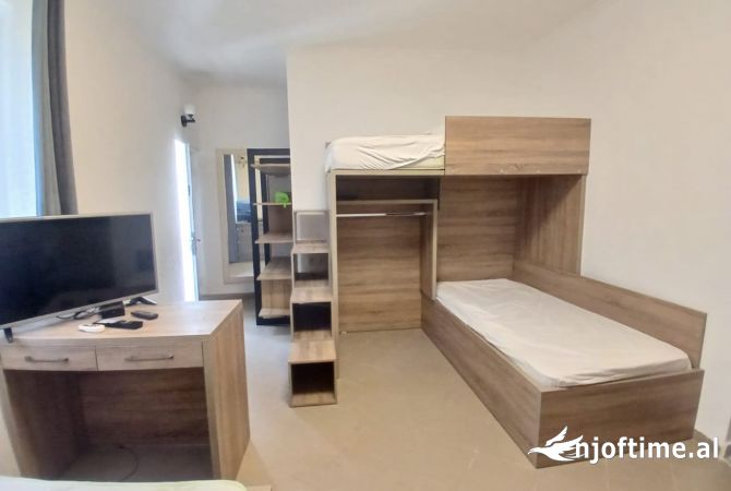Shtepi me qera Garsoniere ne Tirane - 450 Euro