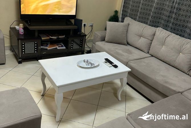 Shtepi me qera 1+1 ne Tirane - 55,000 Leke