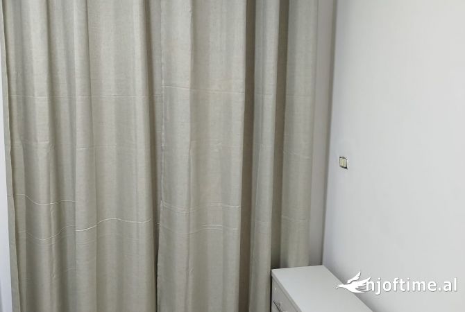 Shtepi me qera 1+1 ne Tirane - 400 Euro