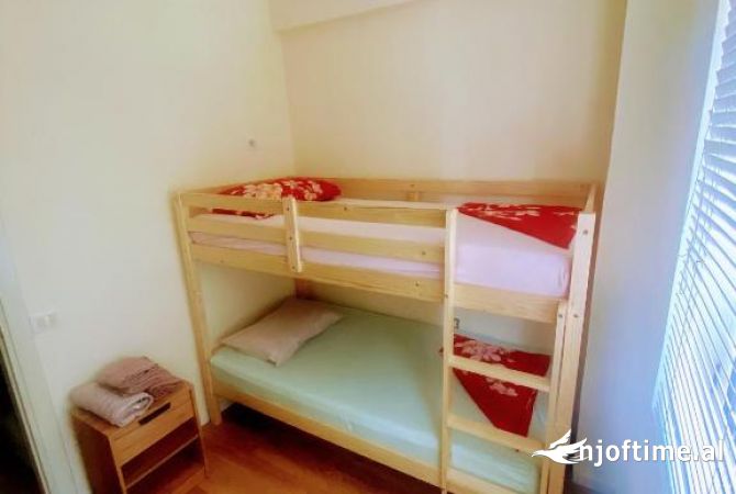 Shtepi me qera Apartament ne Tirane, 2+1, Mobilimi E mobiluar, Pagesa 60,000  Leke.