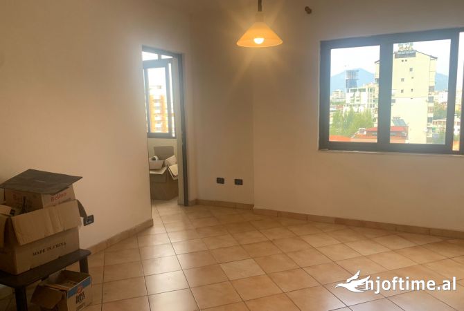 Shtepi me qera 2+1 ne Tirane - 550 Euro