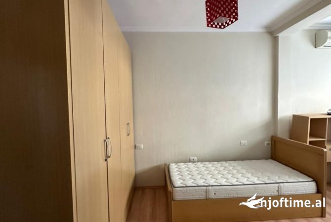 Shtepi me qera 2+1 ne Tirane - 500 Euro
