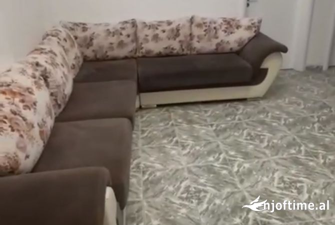 Shtepi me qera 2+1 ne Tirane - 55,000 Leke