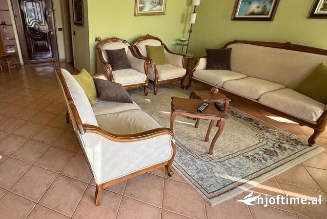 Shtepi me qera 2+1 ne Tirane - 550 Euro