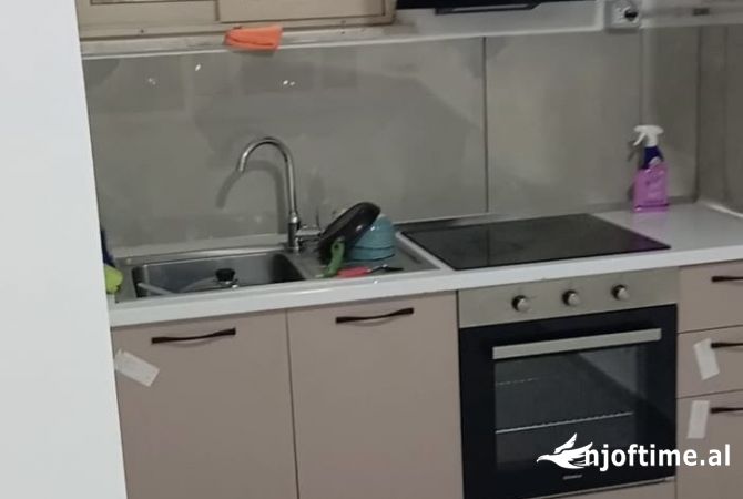 Shtepi ne shitje Apartament ne Tirane, 1+1, Mobilimi E mobiluar, Pagesa 79,000  Euro.