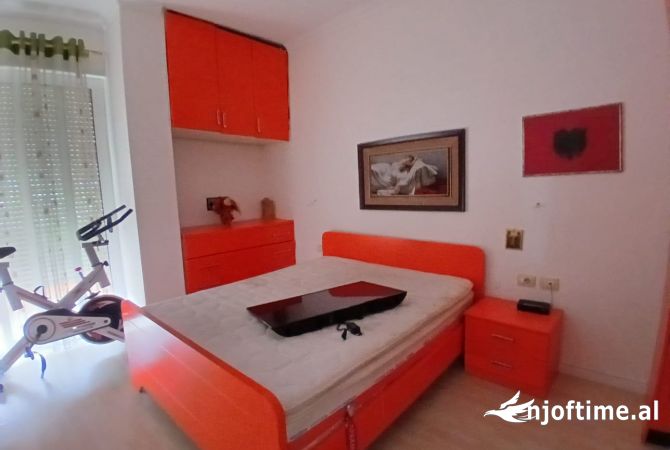 Shtepi ne shitje 1+1 ne Tirane - 116,000 Euro