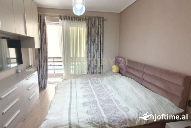 Shtepi me qera 1+1 ne Tirane - 700 Euro