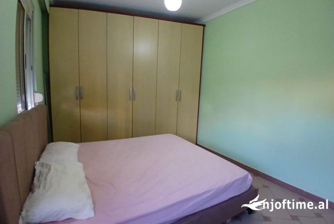 Shtepi me qera 1+1 ne Tirane - 60,000 Leke
