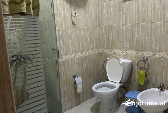 Shtepi me qera Apartament ne Tirane, 1+1, Mobilimi E mobiluar, Pagesa 45,000  Leke.