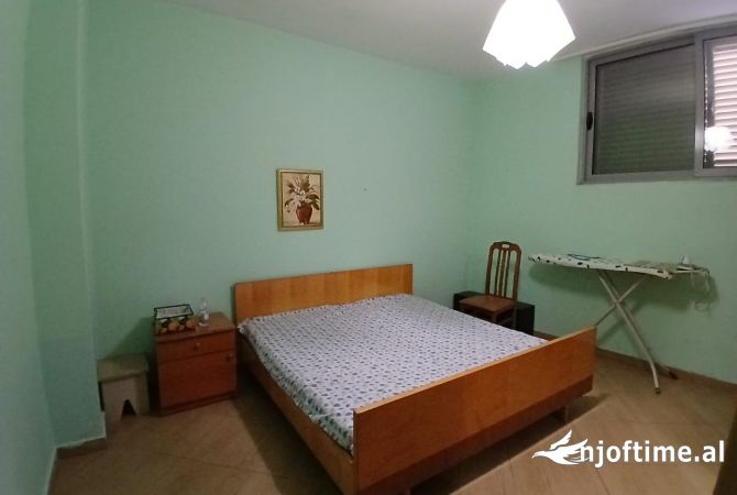Shtepi me qera 2+1 ne Tirane - 500 Euro