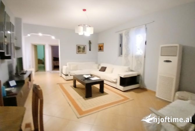Shtepi me qera 2+1 ne Tirane - 500 Euro