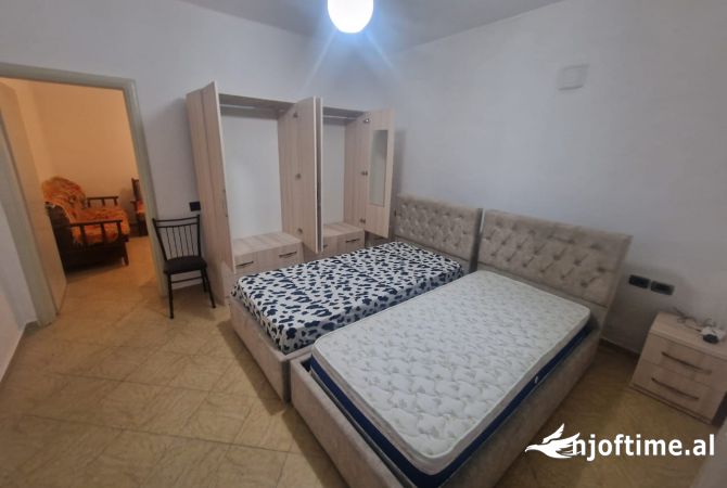 Shtepi me qera 1+1 ne Tirane - 30,000 Leke