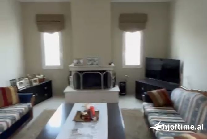 Shtepi me qera 2+1 ne Tirane - 450 Euro