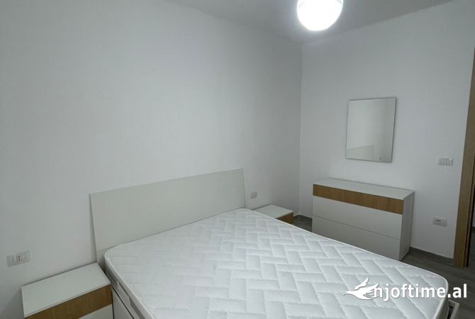 Shtepi me qera 2+1 ne Tirane - 500 Euro