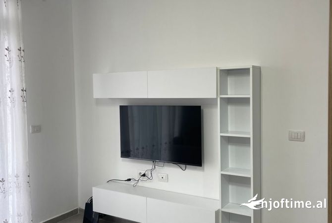 Shtepi me qera 2+1 ne Tirane - 500 Euro