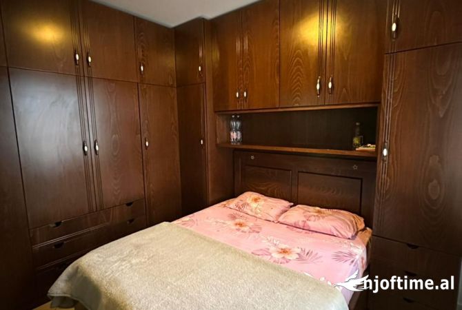 Shtepi me qera 1+1 ne Tirane - 450 Euro