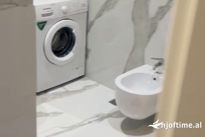 Shtepi me qera Apartament ne Tirane, 1+1, Mobilimi E mobiluar, Pagesa 750  Euro.