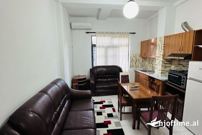 Shtepi me qera 1+1 ne Tirane - 500 Euro